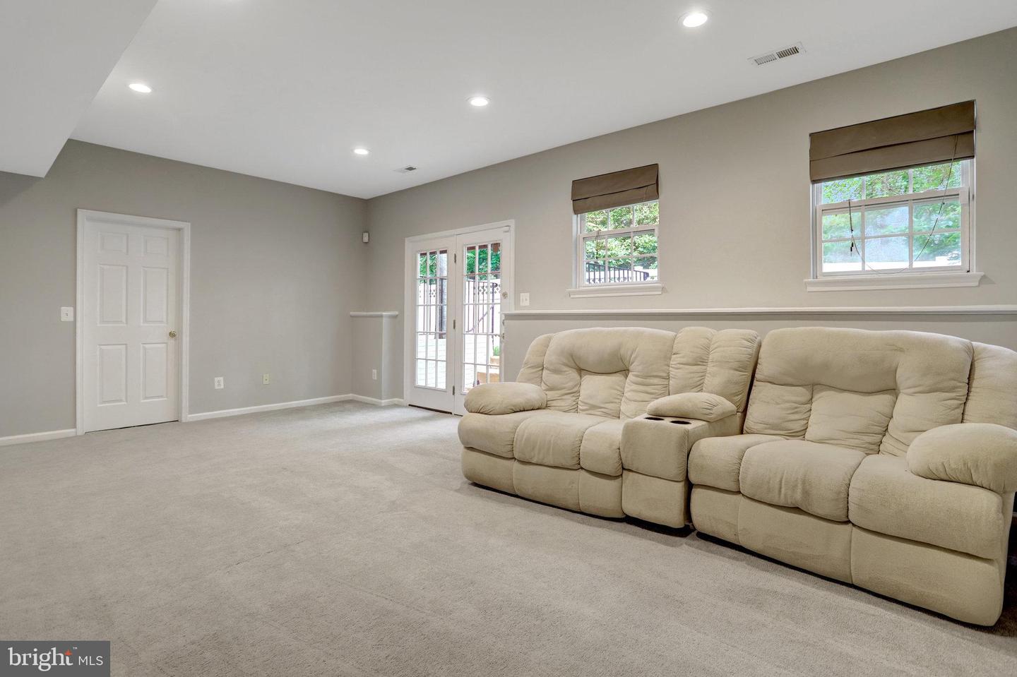 7013 STONE INLET DR, FORT BELVOIR, Virginia 22060, 4 Bedrooms Bedrooms, ,3 BathroomsBathrooms,Residential,For sale,7013 STONE INLET DR,VAFX2242994 MLS # VAFX2242994