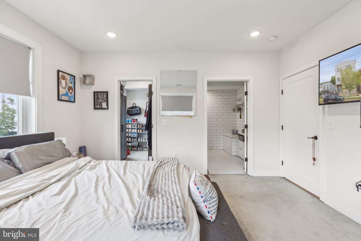 1416 22ND ST SE #4, WASHINGTON, District Of Columbia 20020, 1 Bedroom Bedrooms, ,1 BathroomBathrooms,Residential,For sale,1416 22ND ST SE #4,DCDC2202358 MLS # DCDC2202358