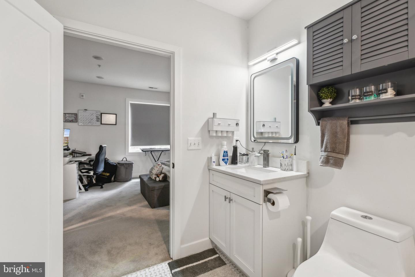 1416 22ND ST SE #4, WASHINGTON, District Of Columbia 20020, 1 Bedroom Bedrooms, ,1 BathroomBathrooms,Residential,For sale,1416 22ND ST SE #4,DCDC2202358 MLS # DCDC2202358