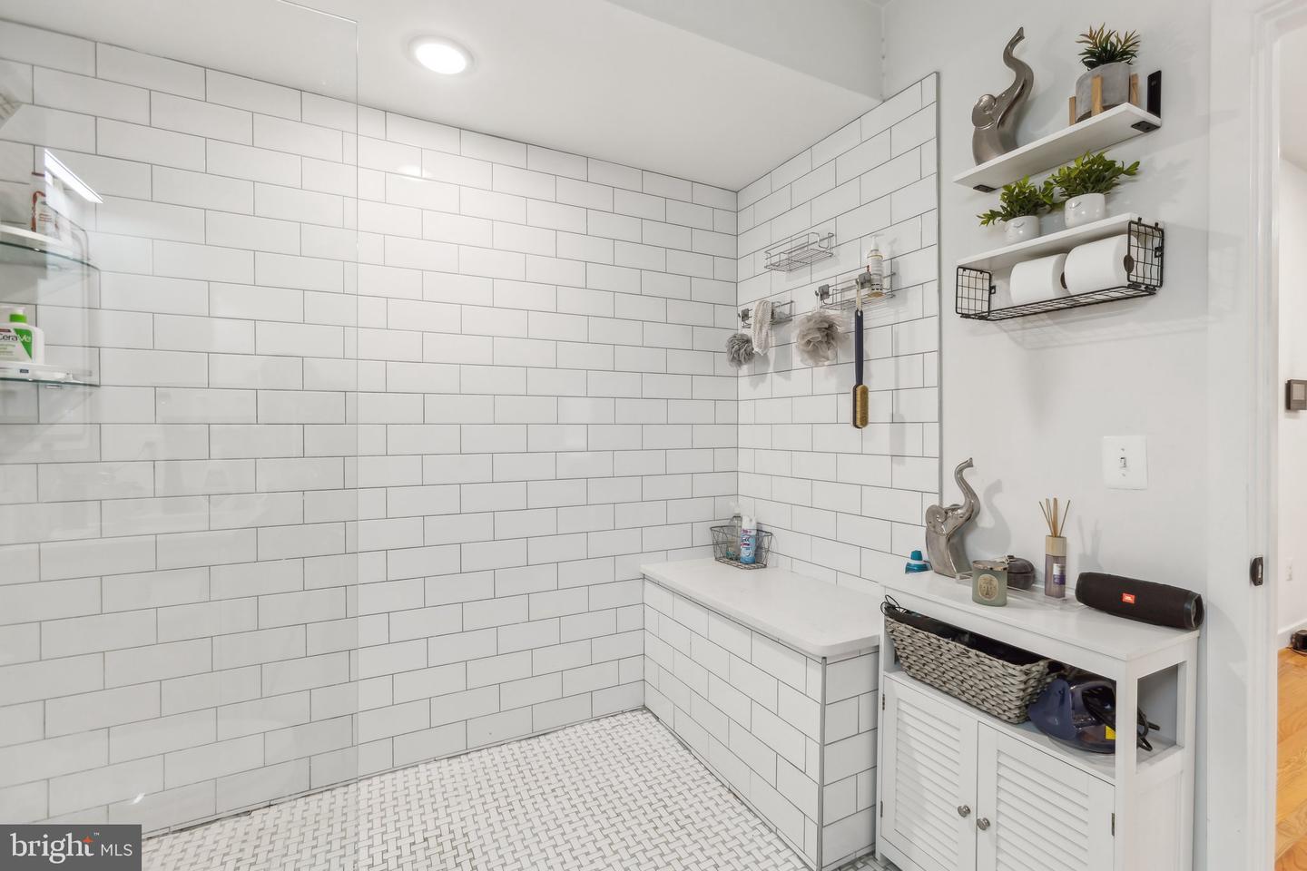 1416 22ND ST SE #4, WASHINGTON, District Of Columbia 20020, 1 Bedroom Bedrooms, ,1 BathroomBathrooms,Residential,For sale,1416 22ND ST SE #4,DCDC2202358 MLS # DCDC2202358