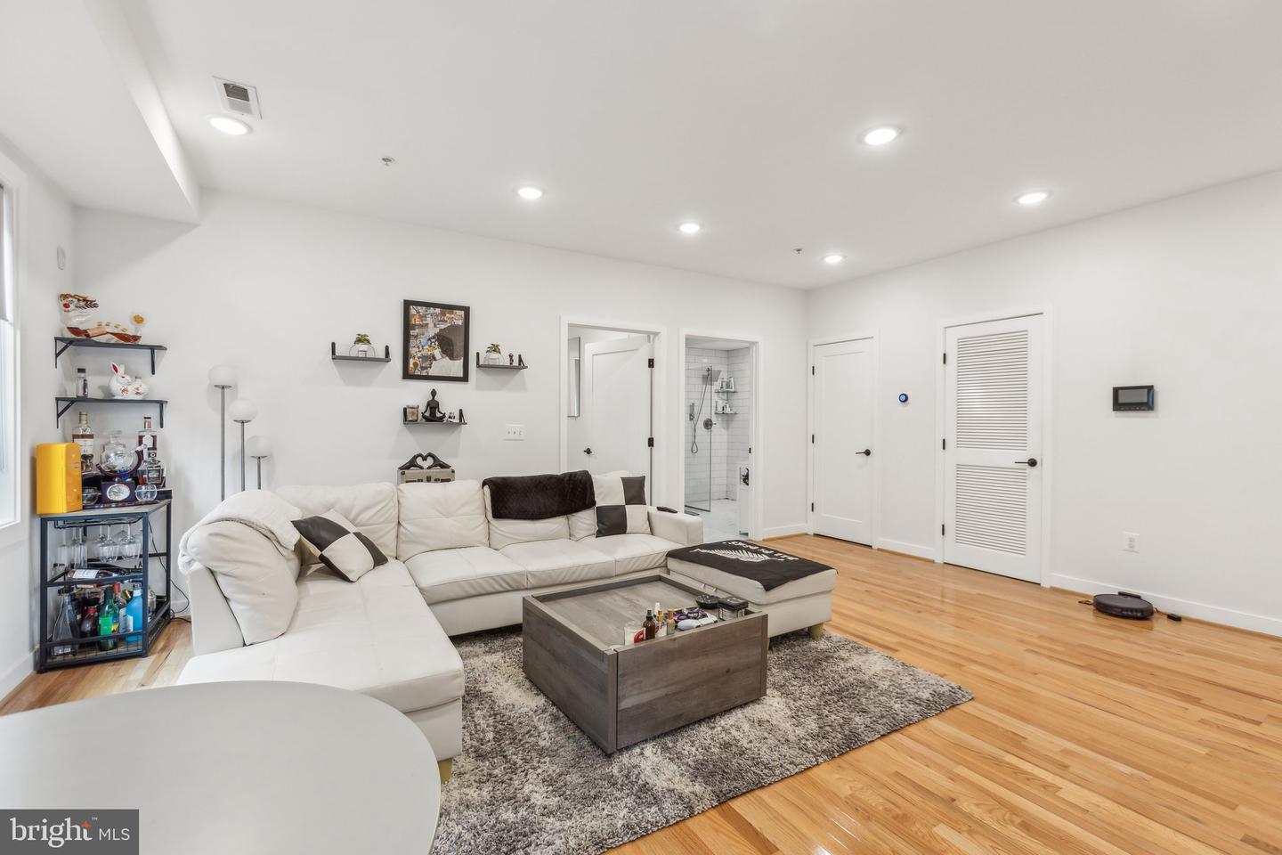 1416 22ND ST SE #4, WASHINGTON, District Of Columbia 20020, 1 Bedroom Bedrooms, ,1 BathroomBathrooms,Residential,For sale,1416 22ND ST SE #4,DCDC2202358 MLS # DCDC2202358
