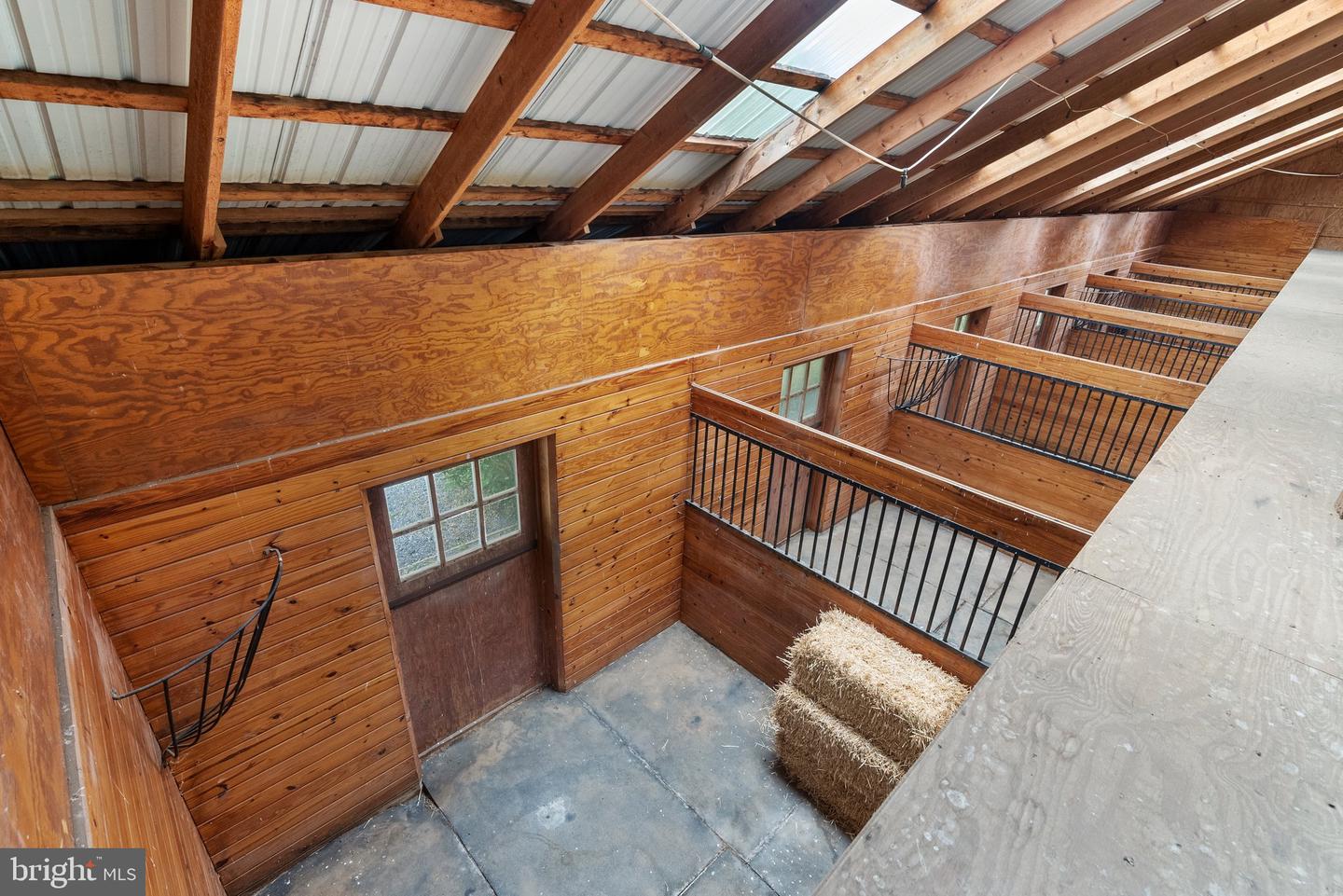 10052 POSSUM HOLLOW DR, DELAPLANE, Virginia 20144, 4 Bedrooms Bedrooms, ,4 BathroomsBathrooms,Residential,For sale,10052 POSSUM HOLLOW DR,VAFQ2016770 MLS # VAFQ2016770