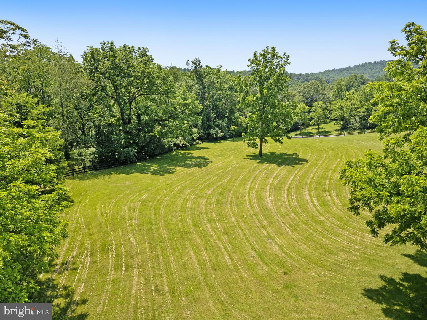 10052 POSSUM HOLLOW DR, DELAPLANE, Virginia 20144, 4 Bedrooms Bedrooms, ,4 BathroomsBathrooms,Residential,For sale,10052 POSSUM HOLLOW DR,VAFQ2016770 MLS # VAFQ2016770
