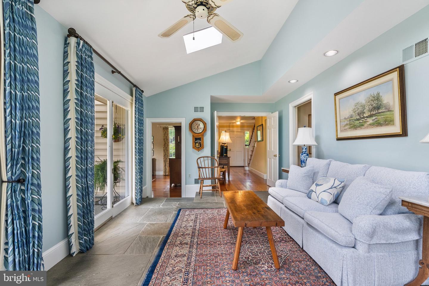 10052 POSSUM HOLLOW DR, DELAPLANE, Virginia 20144, 4 Bedrooms Bedrooms, ,4 BathroomsBathrooms,Residential,For sale,10052 POSSUM HOLLOW DR,VAFQ2016770 MLS # VAFQ2016770