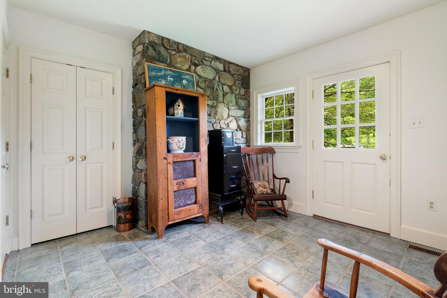 10052 POSSUM HOLLOW DR, DELAPLANE, Virginia 20144, 4 Bedrooms Bedrooms, ,4 BathroomsBathrooms,Residential,For sale,10052 POSSUM HOLLOW DR,VAFQ2016770 MLS # VAFQ2016770