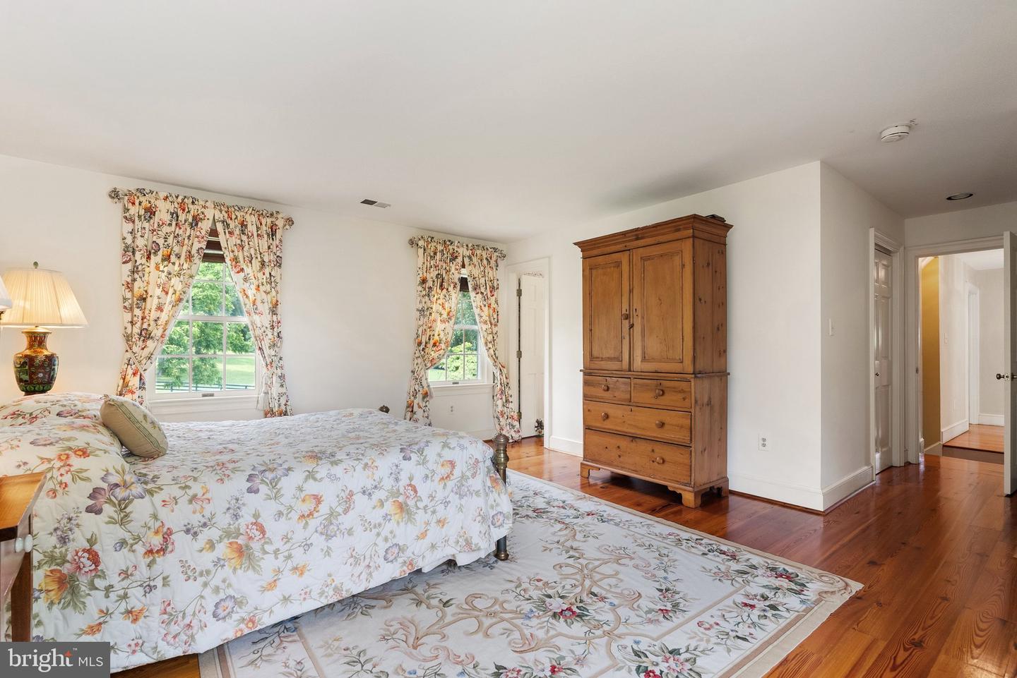 10052 POSSUM HOLLOW DR, DELAPLANE, Virginia 20144, 4 Bedrooms Bedrooms, ,4 BathroomsBathrooms,Residential,For sale,10052 POSSUM HOLLOW DR,VAFQ2016770 MLS # VAFQ2016770