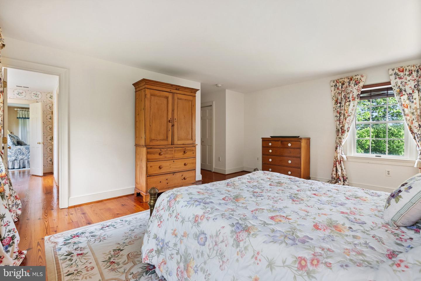 10052 POSSUM HOLLOW DR, DELAPLANE, Virginia 20144, 4 Bedrooms Bedrooms, ,4 BathroomsBathrooms,Residential,For sale,10052 POSSUM HOLLOW DR,VAFQ2016770 MLS # VAFQ2016770