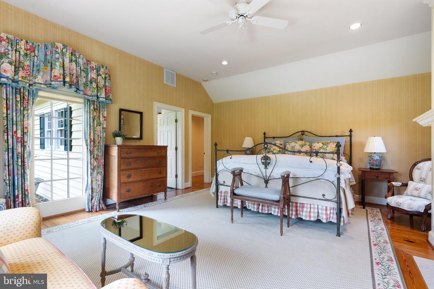 10052 POSSUM HOLLOW DR, DELAPLANE, Virginia 20144, 4 Bedrooms Bedrooms, ,4 BathroomsBathrooms,Residential,For sale,10052 POSSUM HOLLOW DR,VAFQ2016770 MLS # VAFQ2016770