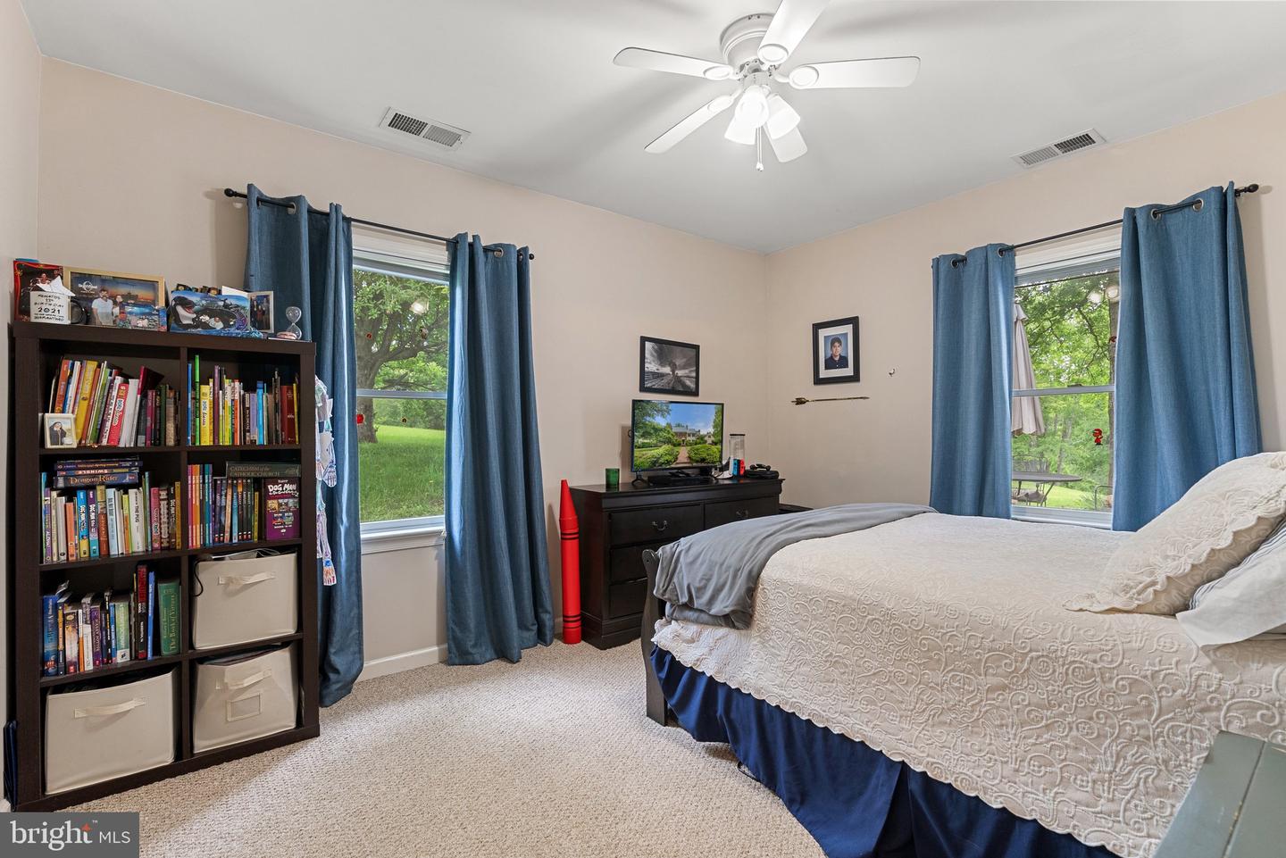 10052 POSSUM HOLLOW DR, DELAPLANE, Virginia 20144, 4 Bedrooms Bedrooms, ,4 BathroomsBathrooms,Residential,For sale,10052 POSSUM HOLLOW DR,VAFQ2016770 MLS # VAFQ2016770