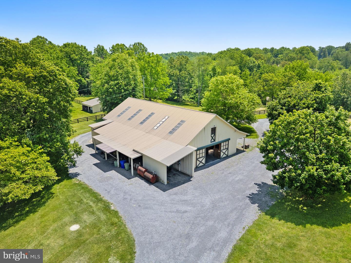 10052 POSSUM HOLLOW DR, DELAPLANE, Virginia 20144, 4 Bedrooms Bedrooms, ,4 BathroomsBathrooms,Residential,For sale,10052 POSSUM HOLLOW DR,VAFQ2016770 MLS # VAFQ2016770