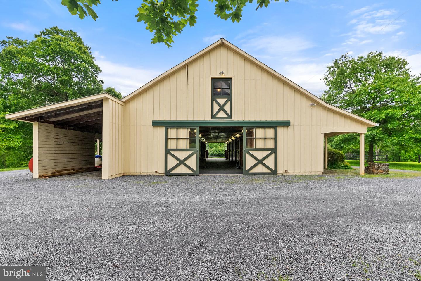 10052 POSSUM HOLLOW DR, DELAPLANE, Virginia 20144, 4 Bedrooms Bedrooms, ,4 BathroomsBathrooms,Residential,For sale,10052 POSSUM HOLLOW DR,VAFQ2016770 MLS # VAFQ2016770