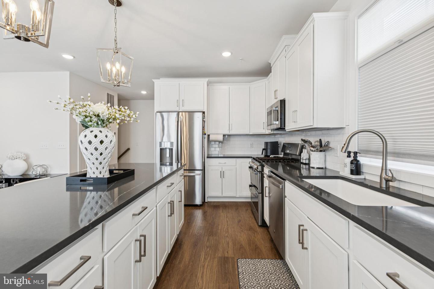 ASHBURN, Virginia 20147, 3 Bedrooms Bedrooms, ,2 BathroomsBathrooms,Residential,For sale,VALO2097800 MLS # VALO2097800