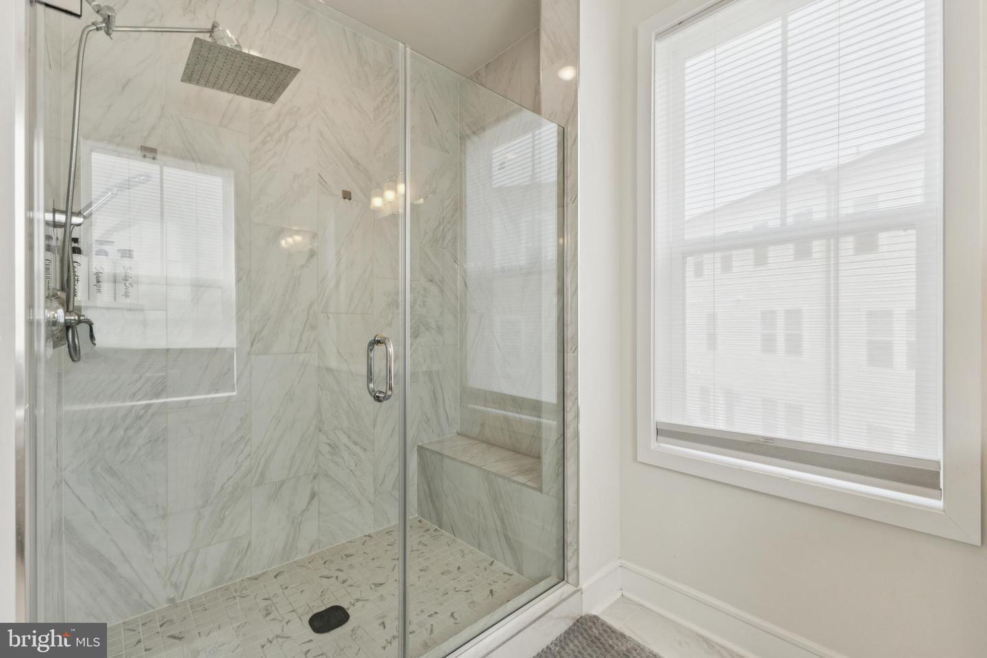 ASHBURN, Virginia 20147, 3 Bedrooms Bedrooms, ,2 BathroomsBathrooms,Residential,For sale,VALO2097800 MLS # VALO2097800