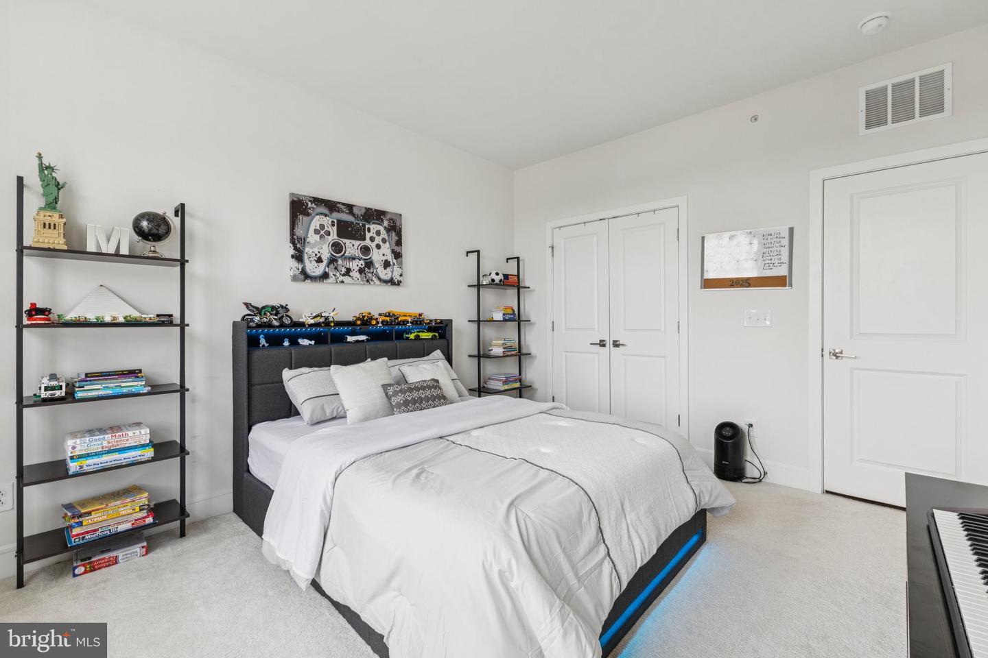 ASHBURN, Virginia 20147, 3 Bedrooms Bedrooms, ,2 BathroomsBathrooms,Residential,For sale,VALO2097800 MLS # VALO2097800