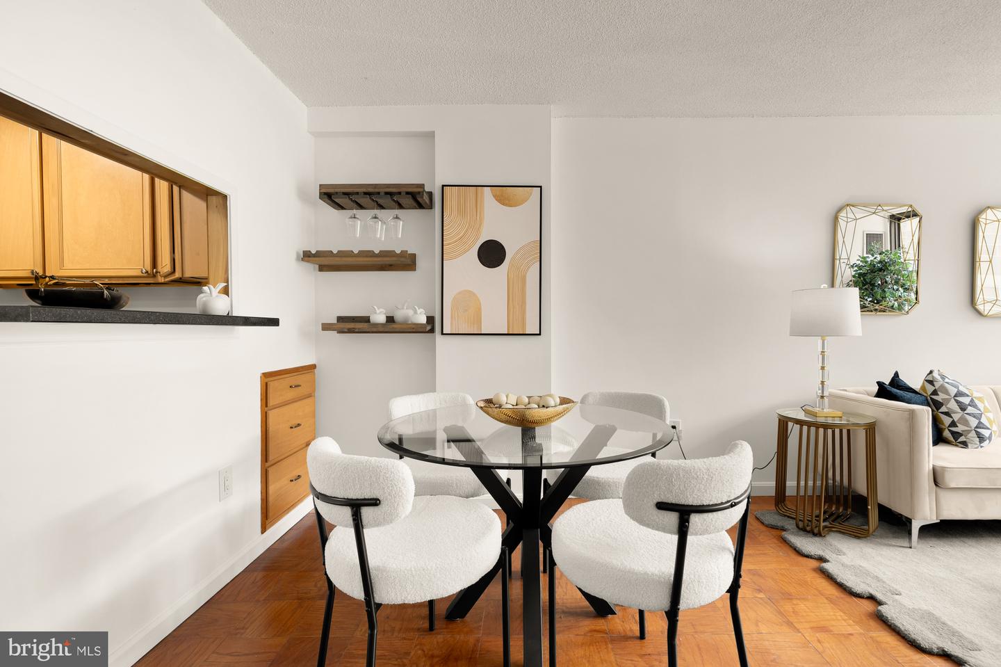 1301 20TH ST NW #312, WASHINGTON, District Of Columbia 20036, 1 Bedroom Bedrooms, ,1 BathroomBathrooms,Residential,For sale,1301 20TH ST NW #312,DCDC2202432 MLS # DCDC2202432