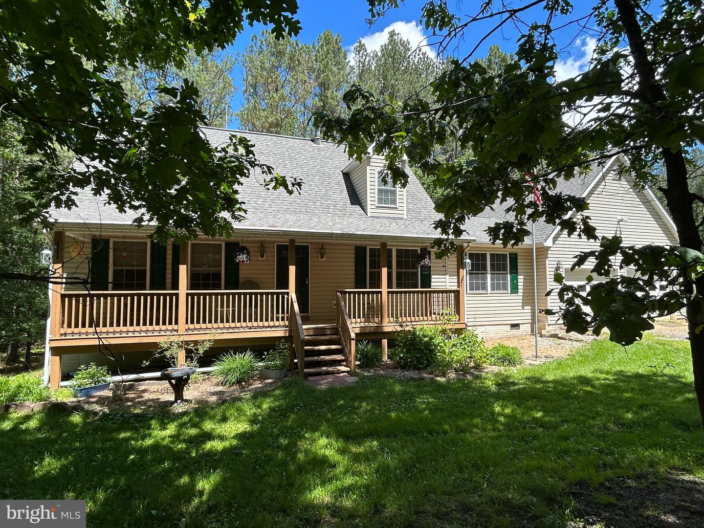 76 RED BURKE CT, FRONT ROYAL, Virginia 22630, 3 Bedrooms Bedrooms, ,2 BathroomsBathrooms,Residential,For sale,76 RED BURKE CT,VAWR2011286 MLS # VAWR2011286