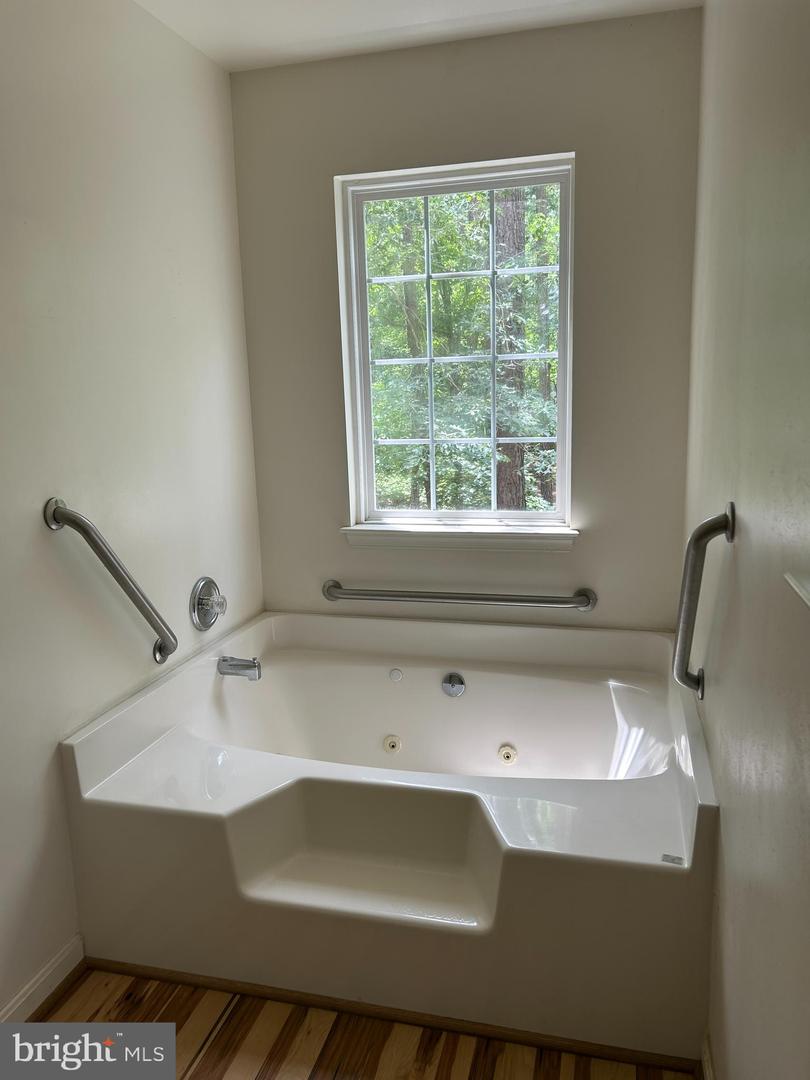76 RED BURKE CT, FRONT ROYAL, Virginia 22630, 3 Bedrooms Bedrooms, ,2 BathroomsBathrooms,Residential,For sale,76 RED BURKE CT,VAWR2011286 MLS # VAWR2011286