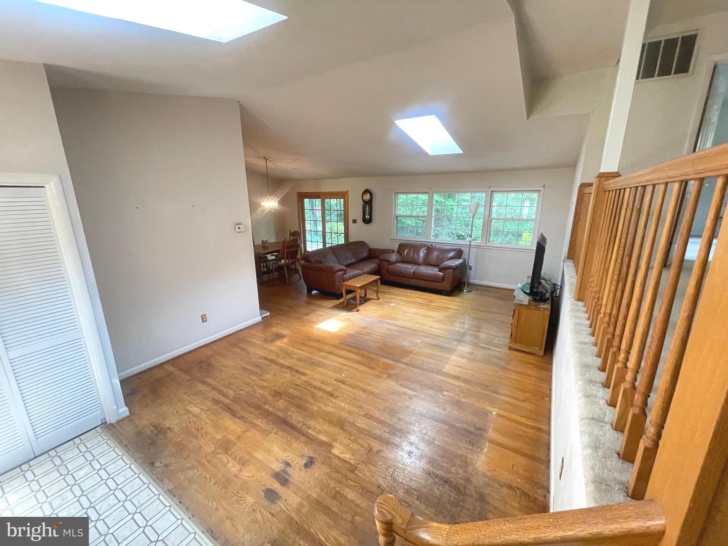 5023 DODSON DR, ANNANDALE, Virginia 22003, 3 Bedrooms Bedrooms, ,3 BathroomsBathrooms,Residential,For sale,5023 DODSON DR,VAFX2243434 MLS # VAFX2243434