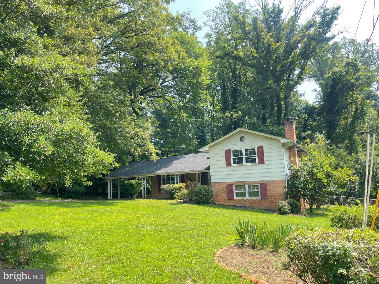 5023 DODSON DR, ANNANDALE, Virginia 22003, 3 Bedrooms Bedrooms, ,3 BathroomsBathrooms,Residential,For sale,5023 DODSON DR,VAFX2243434 MLS # VAFX2243434