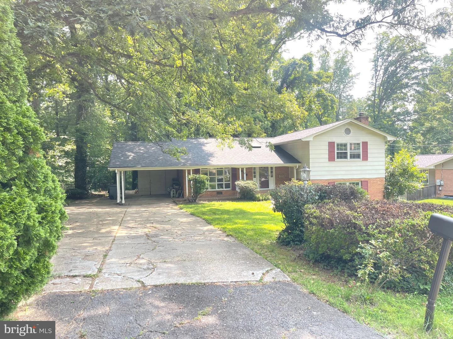 5023 DODSON DR, ANNANDALE, Virginia 22003, 3 Bedrooms Bedrooms, ,3 BathroomsBathrooms,Residential,For sale,5023 DODSON DR,VAFX2243434 MLS # VAFX2243434