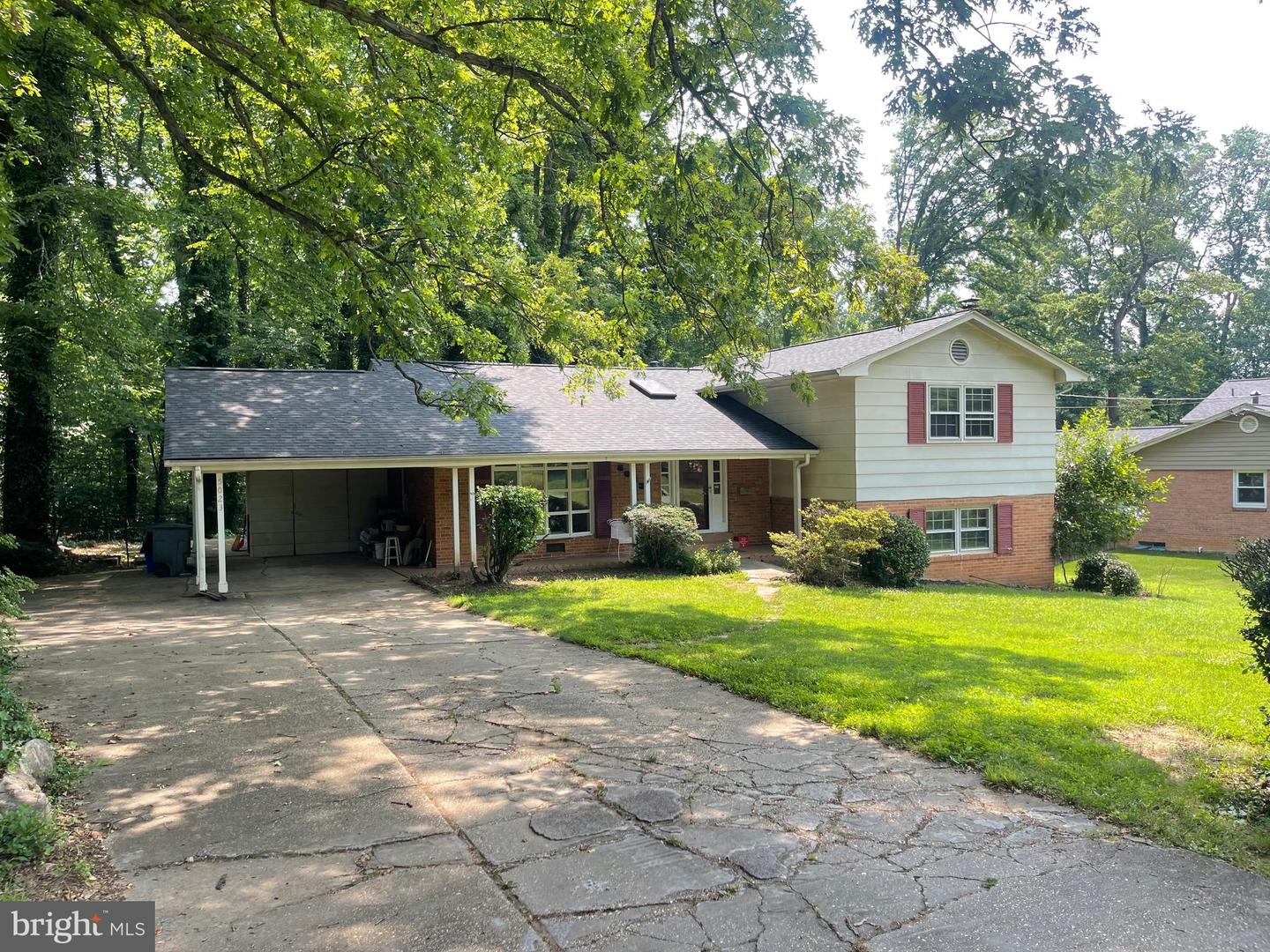 5023 DODSON DR, ANNANDALE, Virginia 22003, 3 Bedrooms Bedrooms, ,3 BathroomsBathrooms,Residential,For sale,5023 DODSON DR,VAFX2243434 MLS # VAFX2243434