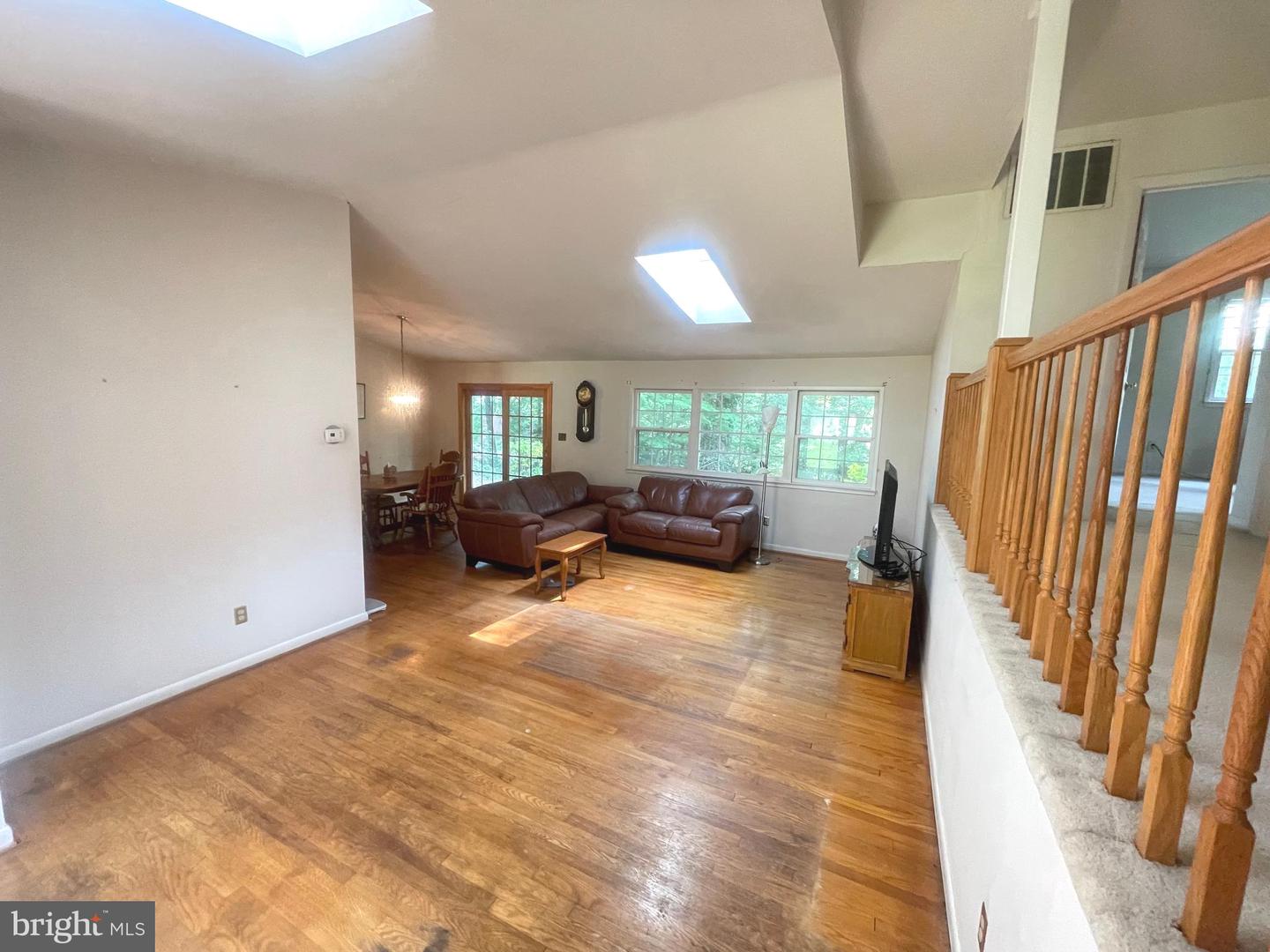 5023 DODSON DR, ANNANDALE, Virginia 22003, 3 Bedrooms Bedrooms, ,3 BathroomsBathrooms,Residential,For sale,5023 DODSON DR,VAFX2243434 MLS # VAFX2243434