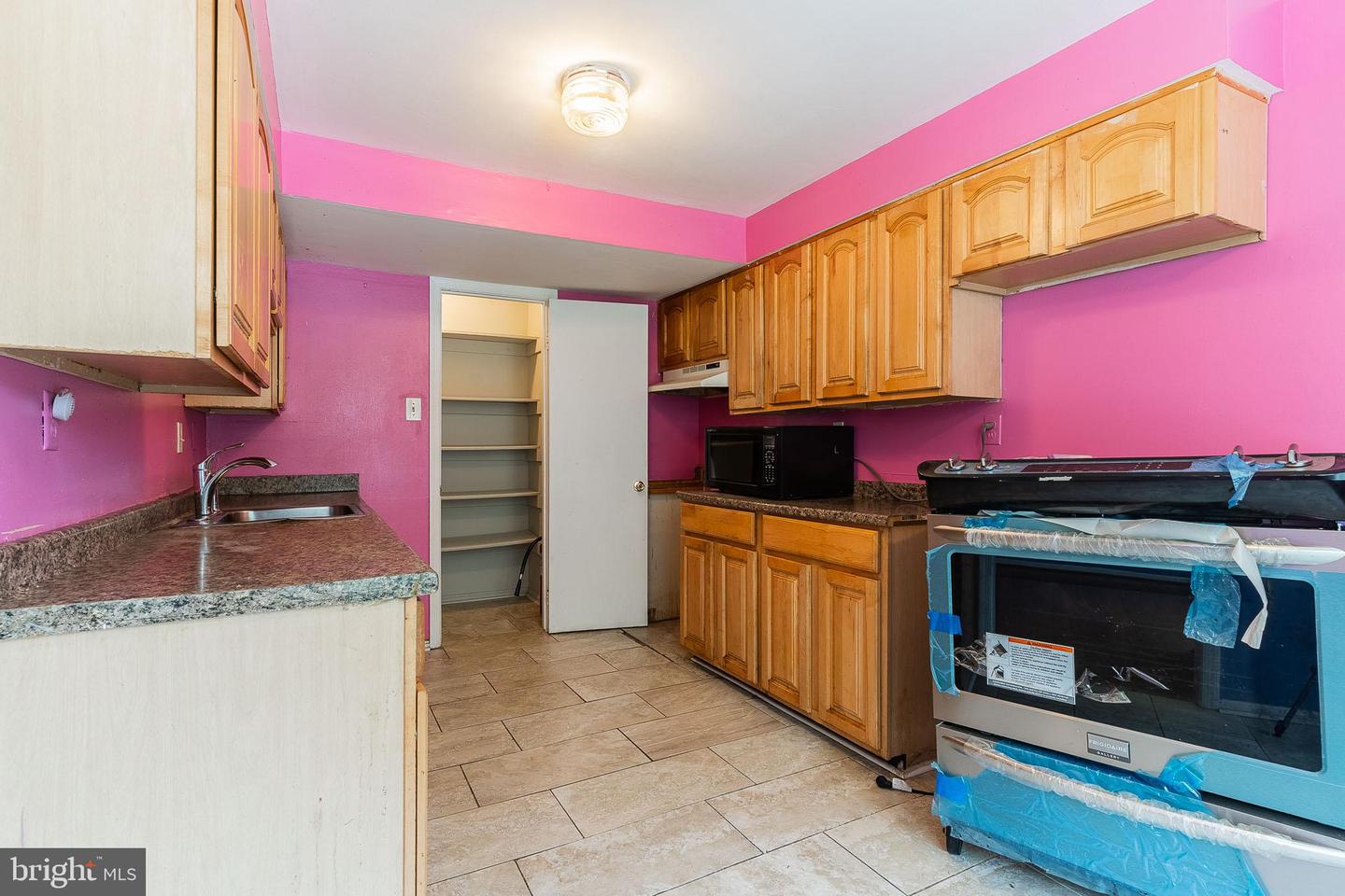 7962 CENTRAL PARK CIR, ALEXANDRIA, Virginia 22309, 4 Bedrooms Bedrooms, ,2 BathroomsBathrooms,Residential,For sale,7962 CENTRAL PARK CIR,VAFX2243594 MLS # VAFX2243594