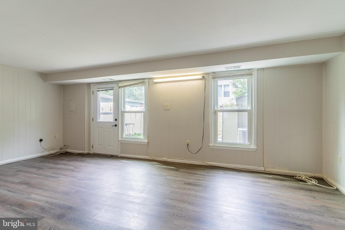 7962 CENTRAL PARK CIR, ALEXANDRIA, Virginia 22309, 4 Bedrooms Bedrooms, ,2 BathroomsBathrooms,Residential,For sale,7962 CENTRAL PARK CIR,VAFX2243594 MLS # VAFX2243594