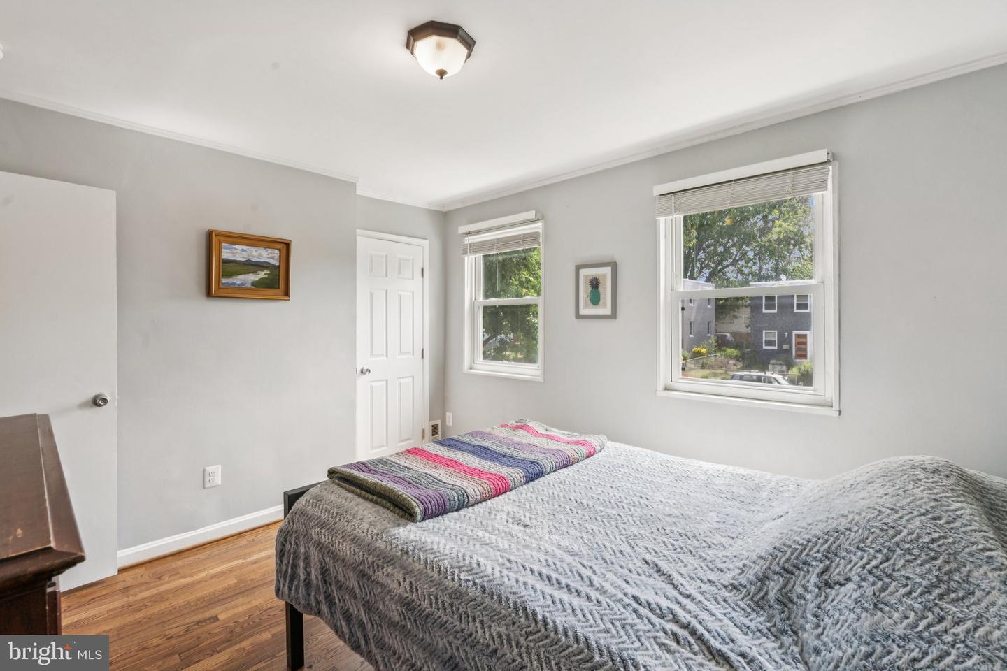 615 S HENRY ST, ALEXANDRIA, Virginia 22314, 2 Bedrooms Bedrooms, ,2 BathroomsBathrooms,Residential,For sale,615 S HENRY ST,VAAX2045782 MLS # VAAX2045782