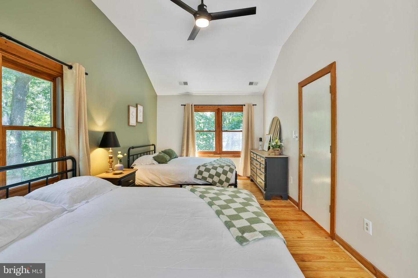 21663 OATLANDS RD, ALDIE, Virginia 20105, 3 Bedrooms Bedrooms, ,4 BathroomsBathrooms,Residential,For sale,21663 OATLANDS RD,VALO2098082 MLS # VALO2098082