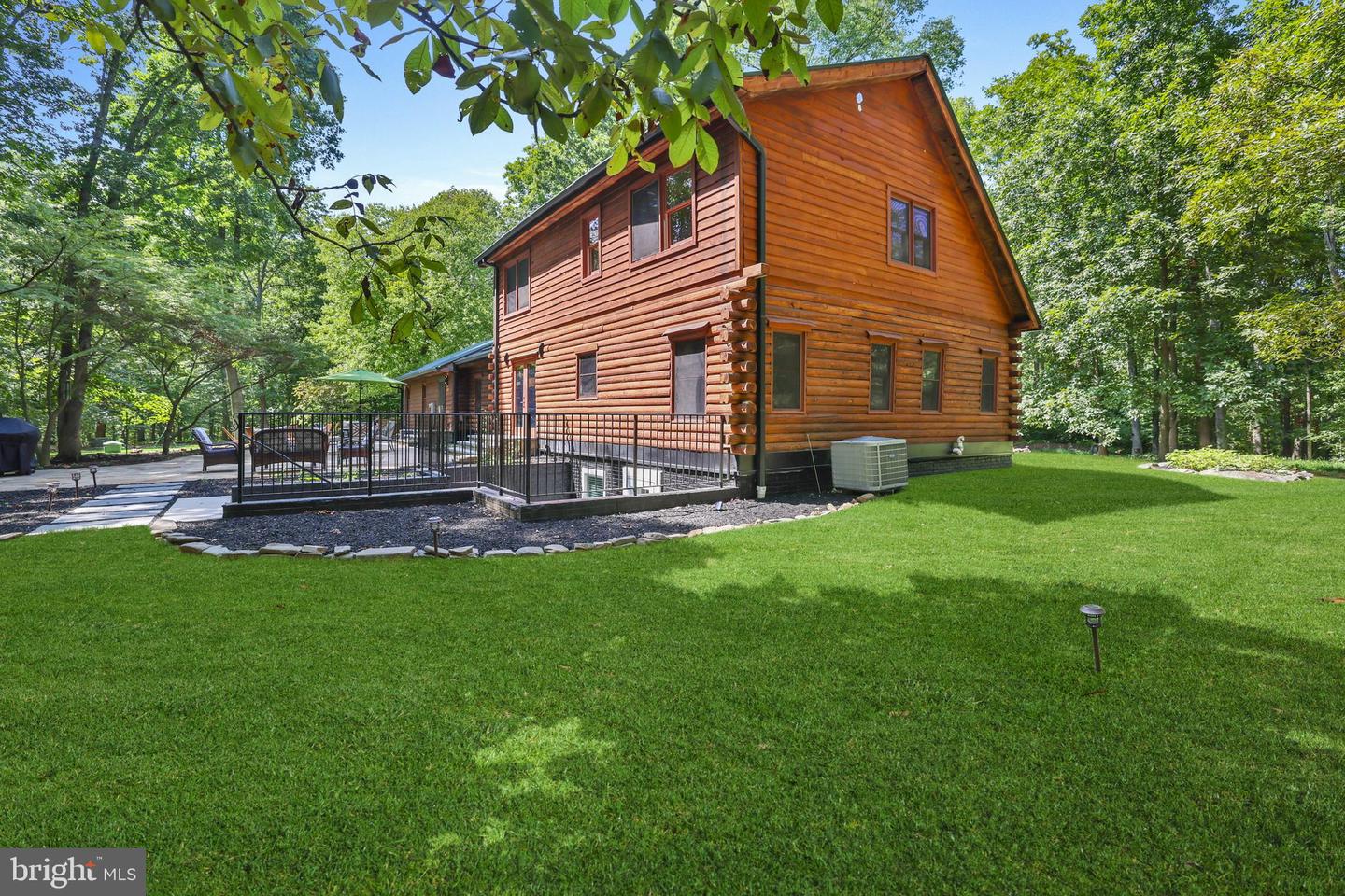 21663 OATLANDS RD, ALDIE, Virginia 20105, 3 Bedrooms Bedrooms, ,4 BathroomsBathrooms,Residential,For sale,21663 OATLANDS RD,VALO2098082 MLS # VALO2098082