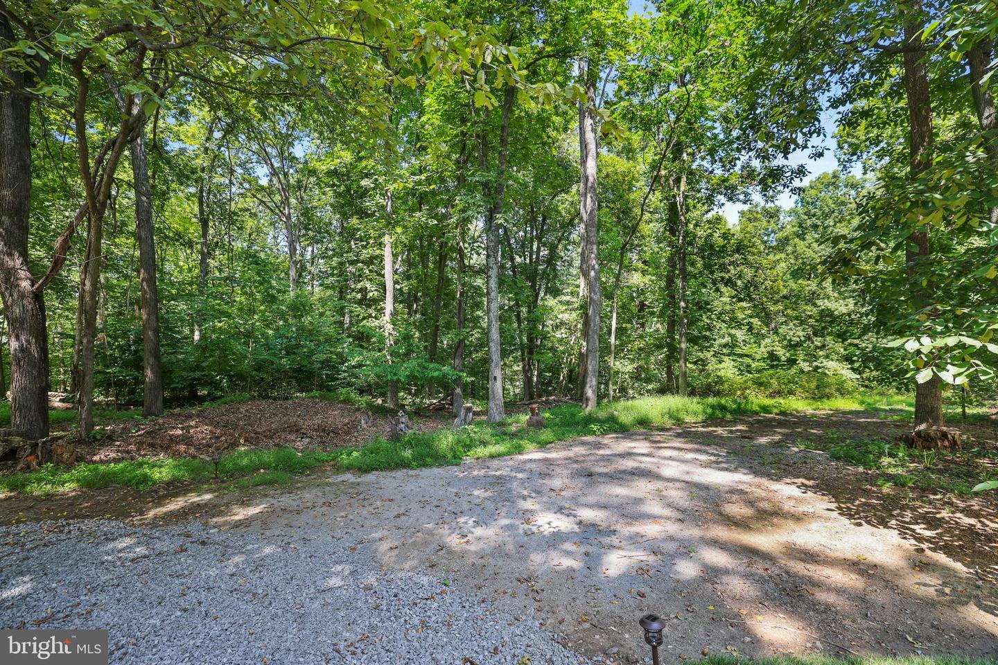 21663 OATLANDS RD, ALDIE, Virginia 20105, 3 Bedrooms Bedrooms, ,4 BathroomsBathrooms,Residential,For sale,21663 OATLANDS RD,VALO2098082 MLS # VALO2098082