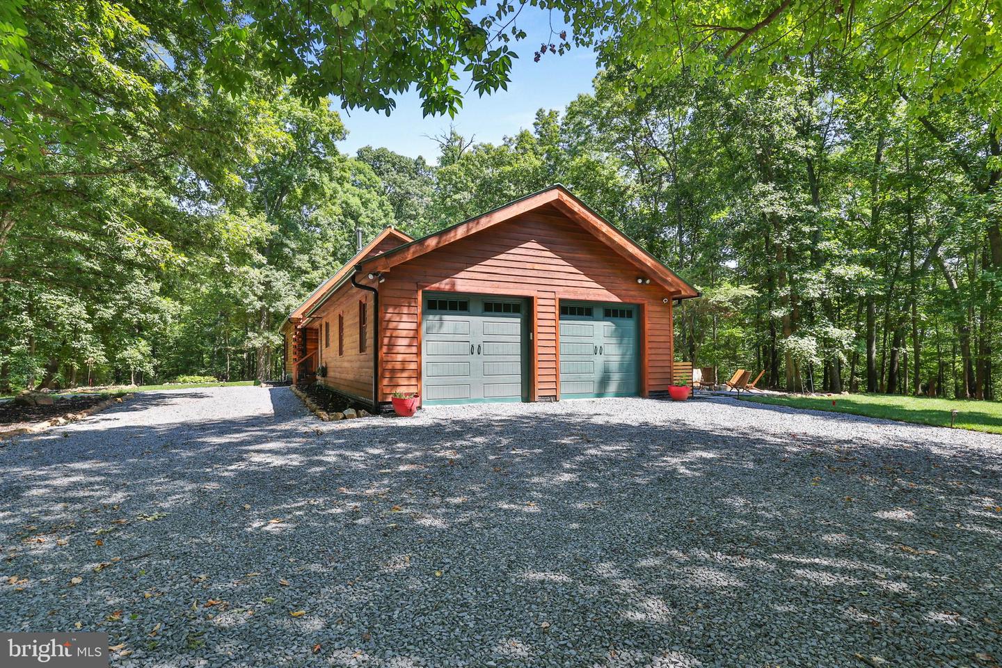 21663 OATLANDS RD, ALDIE, Virginia 20105, 3 Bedrooms Bedrooms, ,4 BathroomsBathrooms,Residential,For sale,21663 OATLANDS RD,VALO2098082 MLS # VALO2098082