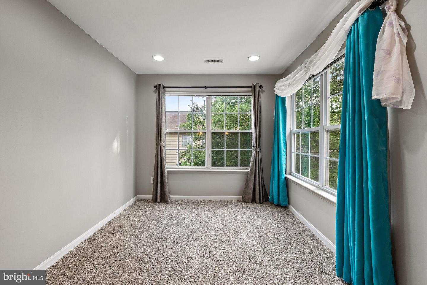 13503 BANNACKER PL, HERNDON, Virginia 20171, 3 Bedrooms Bedrooms, ,3 BathroomsBathrooms,Residential,For sale,13503 BANNACKER PL,VAFX2243728 MLS # VAFX2243728