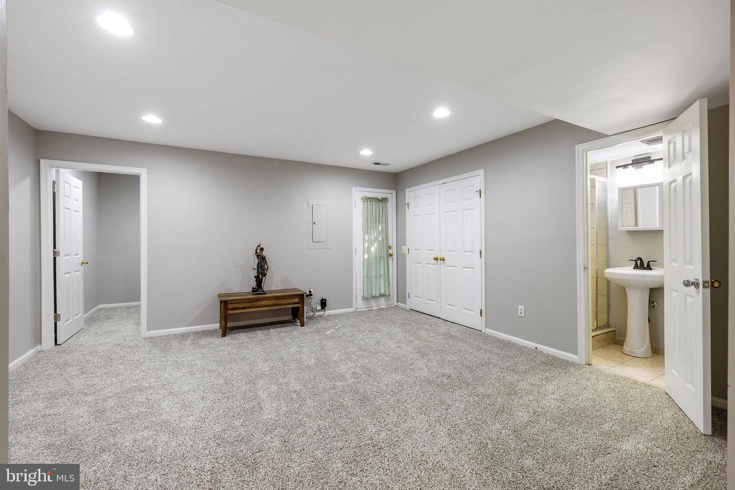 13503 BANNACKER PL, HERNDON, Virginia 20171, 3 Bedrooms Bedrooms, ,3 BathroomsBathrooms,Residential,For sale,13503 BANNACKER PL,VAFX2243728 MLS # VAFX2243728