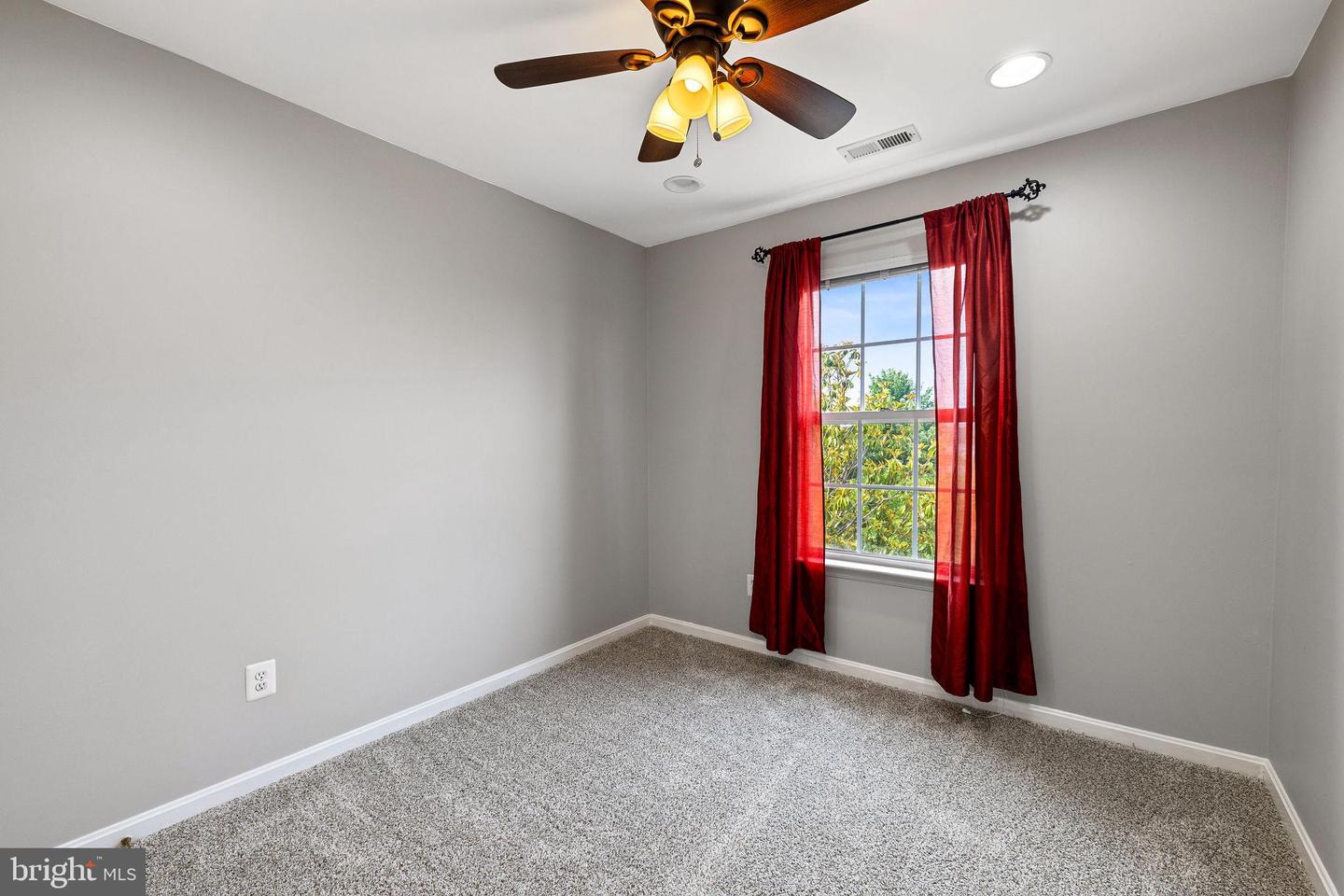 13503 BANNACKER PL, HERNDON, Virginia 20171, 3 Bedrooms Bedrooms, ,3 BathroomsBathrooms,Residential,For sale,13503 BANNACKER PL,VAFX2243728 MLS # VAFX2243728