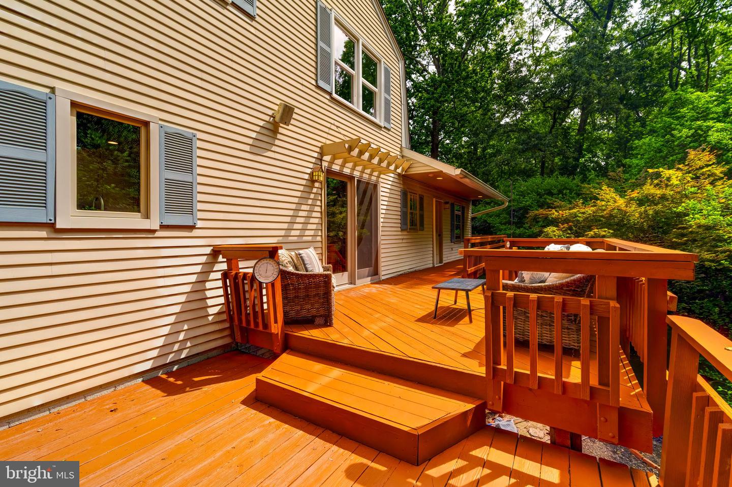 12209 LAKE JAMES DR, HERNDON, Virginia 20171, 6 Bedrooms Bedrooms, ,4 BathroomsBathrooms,Residential,For sale,12209 LAKE JAMES DR,VAFX2243816 MLS # VAFX2243816