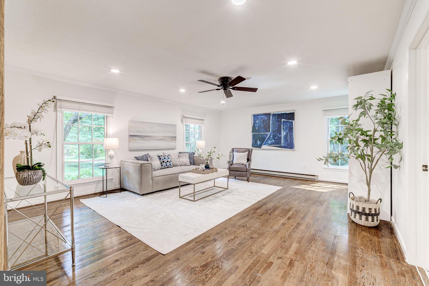 12209 LAKE JAMES DR, HERNDON, Virginia 20171, 6 Bedrooms Bedrooms, ,4 BathroomsBathrooms,Residential,For sale,12209 LAKE JAMES DR,VAFX2243816 MLS # VAFX2243816