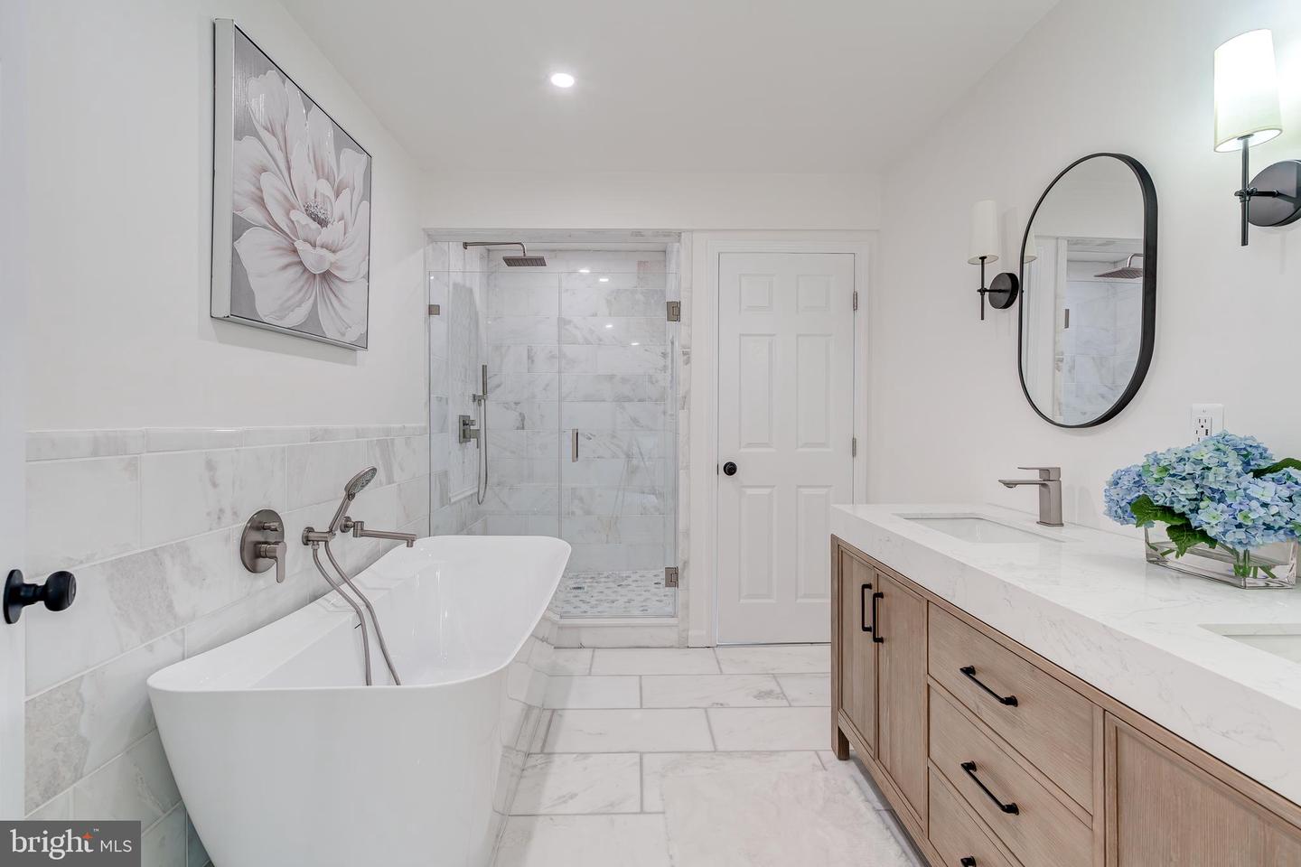12209 LAKE JAMES DR, HERNDON, Virginia 20171, 6 Bedrooms Bedrooms, ,4 BathroomsBathrooms,Residential,For sale,12209 LAKE JAMES DR,VAFX2243816 MLS # VAFX2243816