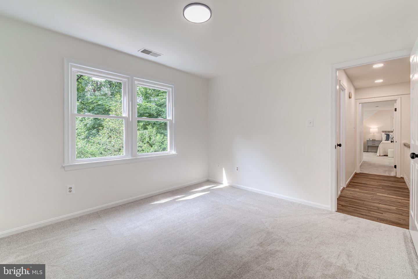12209 LAKE JAMES DR, HERNDON, Virginia 20171, 6 Bedrooms Bedrooms, ,4 BathroomsBathrooms,Residential,For sale,12209 LAKE JAMES DR,VAFX2243816 MLS # VAFX2243816