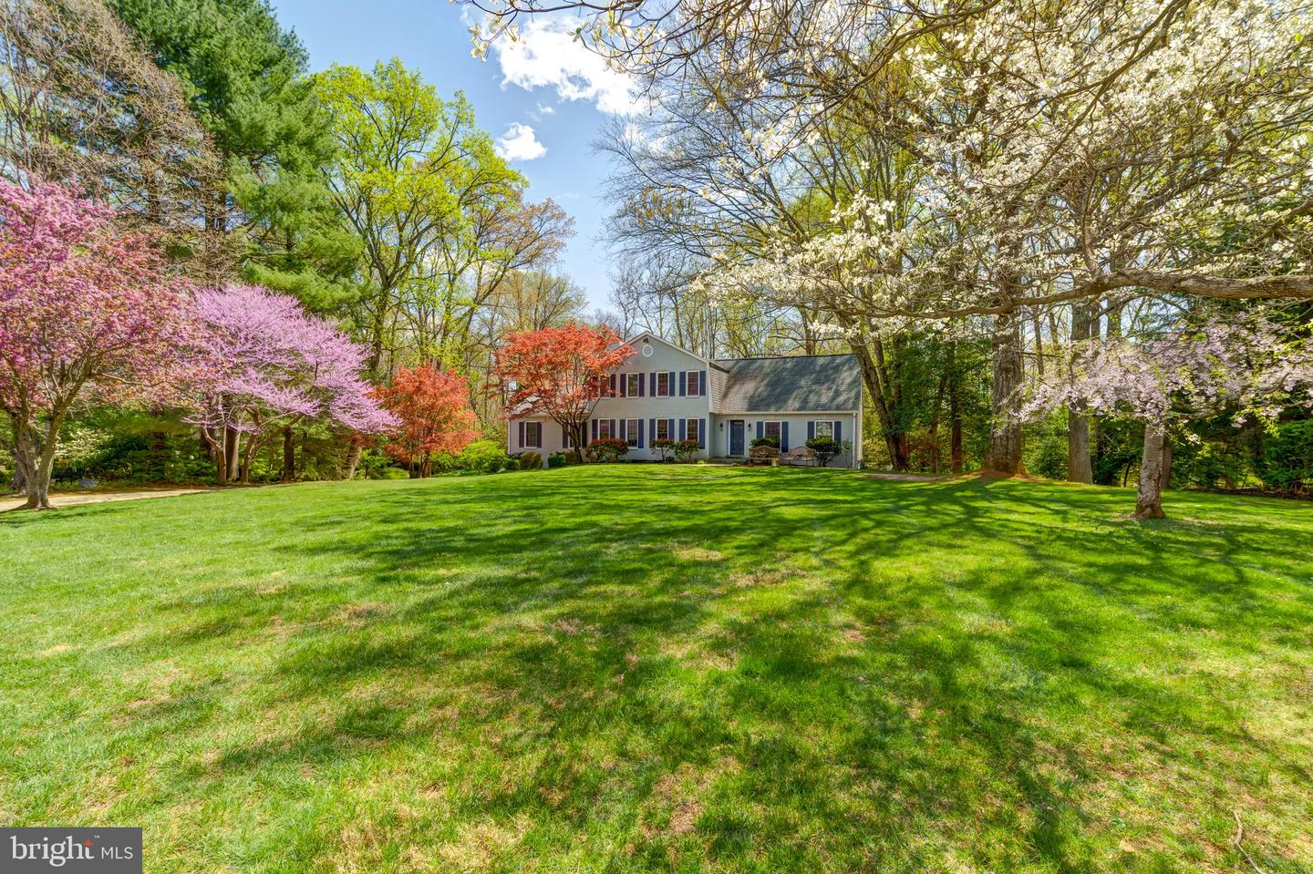 12209 LAKE JAMES DR, HERNDON, Virginia 20171, 6 Bedrooms Bedrooms, ,4 BathroomsBathrooms,Residential,For sale,12209 LAKE JAMES DR,VAFX2243816 MLS # VAFX2243816