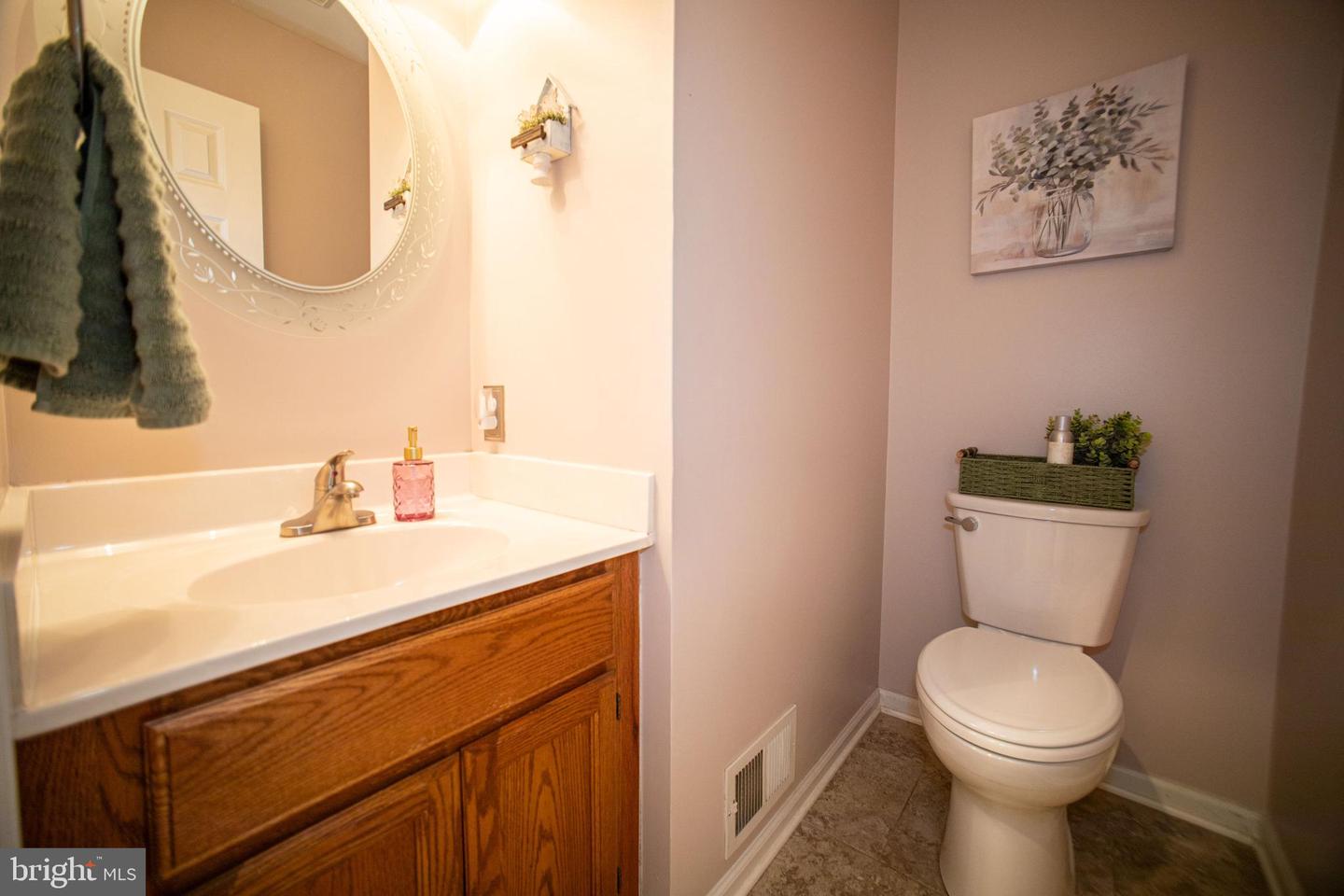 5003 STRAUSS CT, FREDERICKSBURG, Virginia 22407, 4 Bedrooms Bedrooms, ,2 BathroomsBathrooms,Residential,For sale,5003 STRAUSS CT,VASP2033538 MLS # VASP2033538