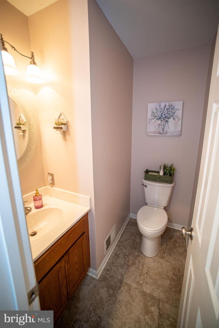 5003 STRAUSS CT, FREDERICKSBURG, Virginia 22407, 4 Bedrooms Bedrooms, ,2 BathroomsBathrooms,Residential,For sale,5003 STRAUSS CT,VASP2033538 MLS # VASP2033538