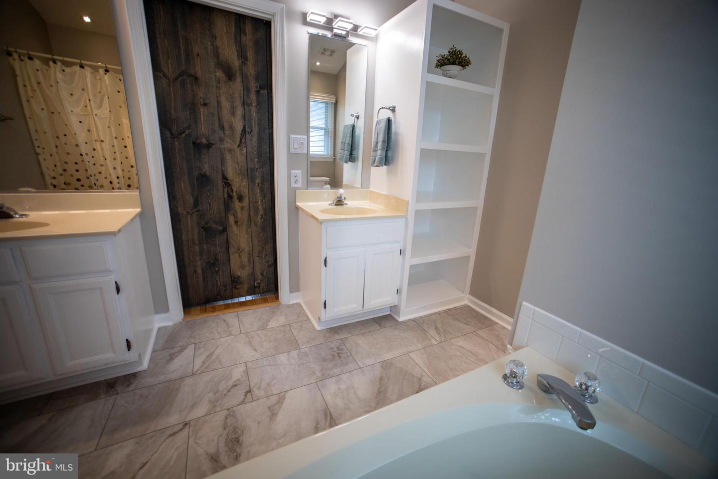 5003 STRAUSS CT, FREDERICKSBURG, Virginia 22407, 4 Bedrooms Bedrooms, ,2 BathroomsBathrooms,Residential,For sale,5003 STRAUSS CT,VASP2033538 MLS # VASP2033538