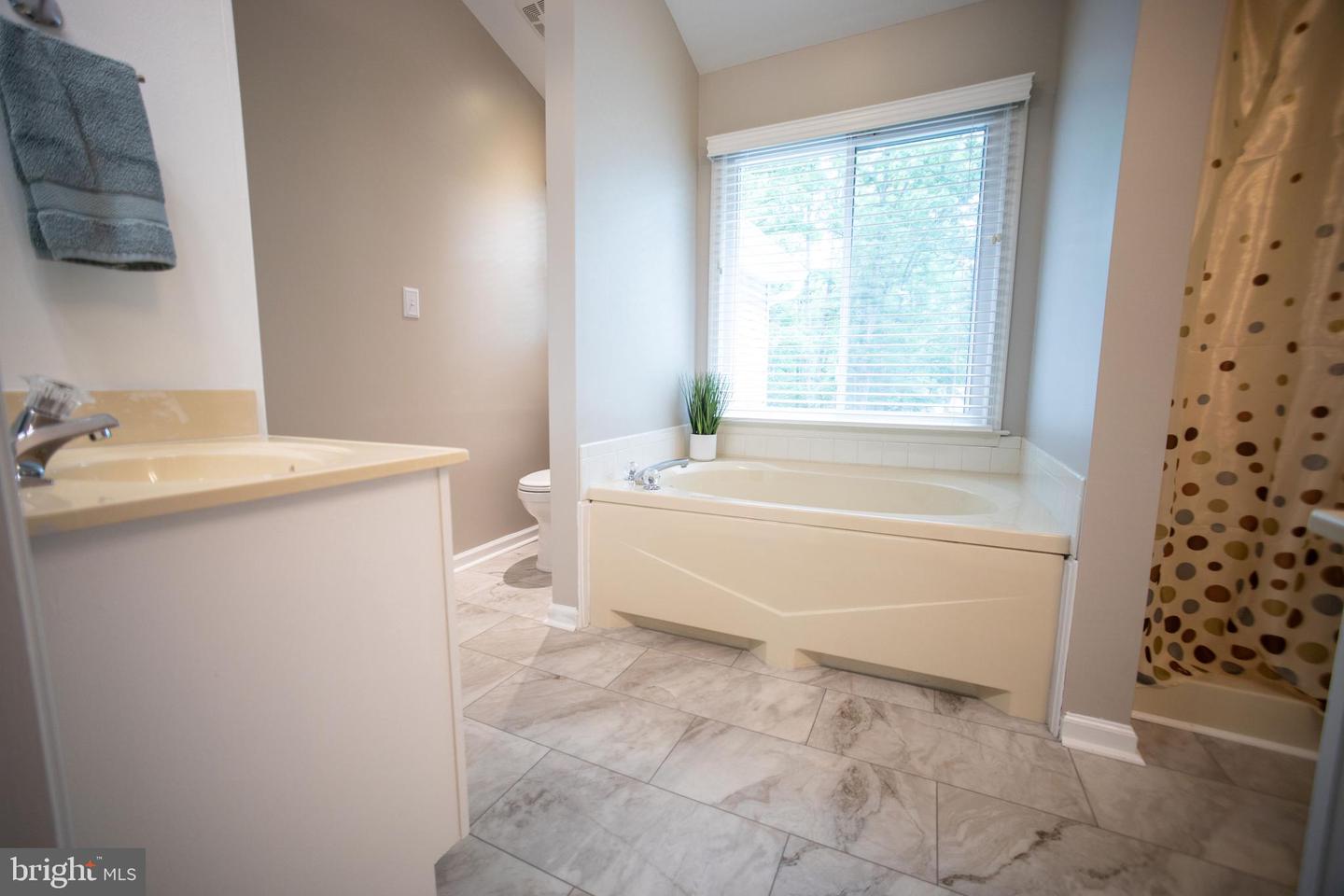 5003 STRAUSS CT, FREDERICKSBURG, Virginia 22407, 4 Bedrooms Bedrooms, ,2 BathroomsBathrooms,Residential,For sale,5003 STRAUSS CT,VASP2033538 MLS # VASP2033538