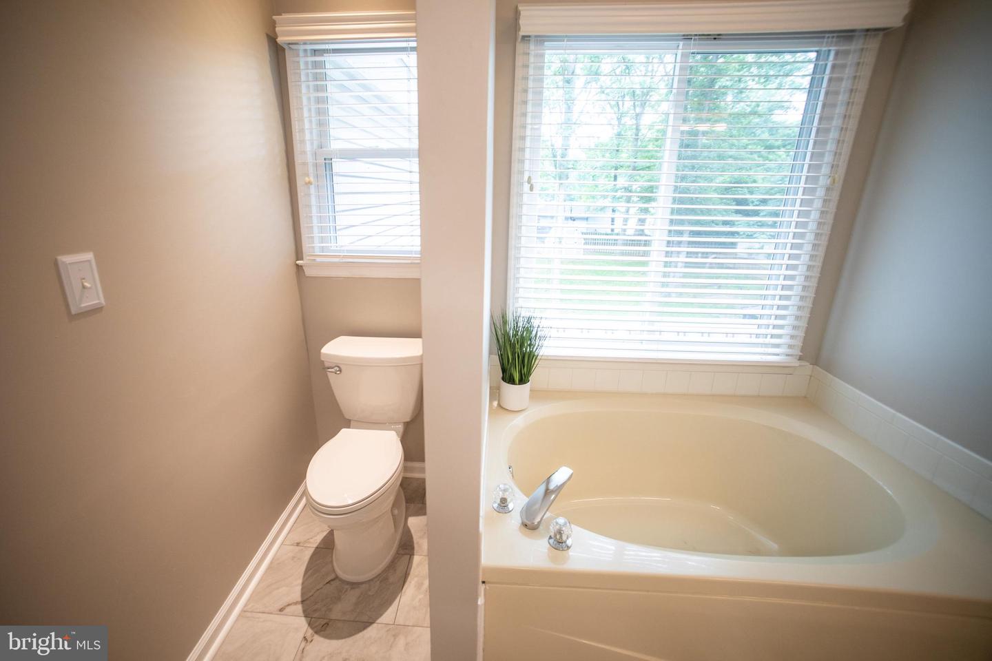 5003 STRAUSS CT, FREDERICKSBURG, Virginia 22407, 4 Bedrooms Bedrooms, ,2 BathroomsBathrooms,Residential,For sale,5003 STRAUSS CT,VASP2033538 MLS # VASP2033538