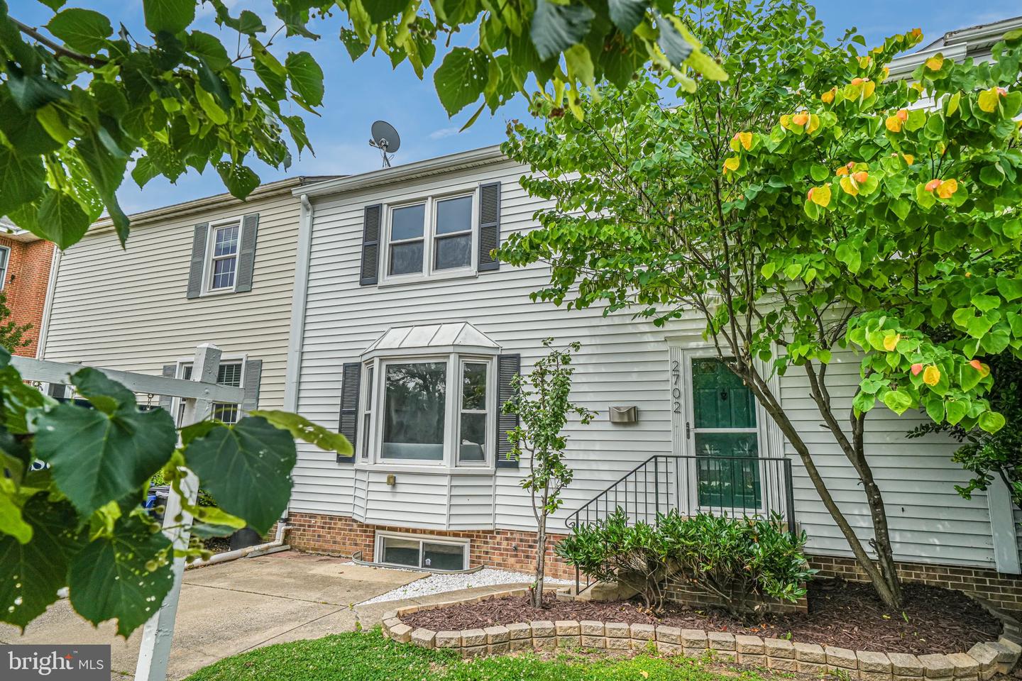 2702 KENWOOD AVE, ALEXANDRIA, Virginia 22302, 3 Bedrooms Bedrooms, ,2 BathroomsBathrooms,Residential,For sale,2702 KENWOOD AVE,VAAX2045848 MLS # VAAX2045848