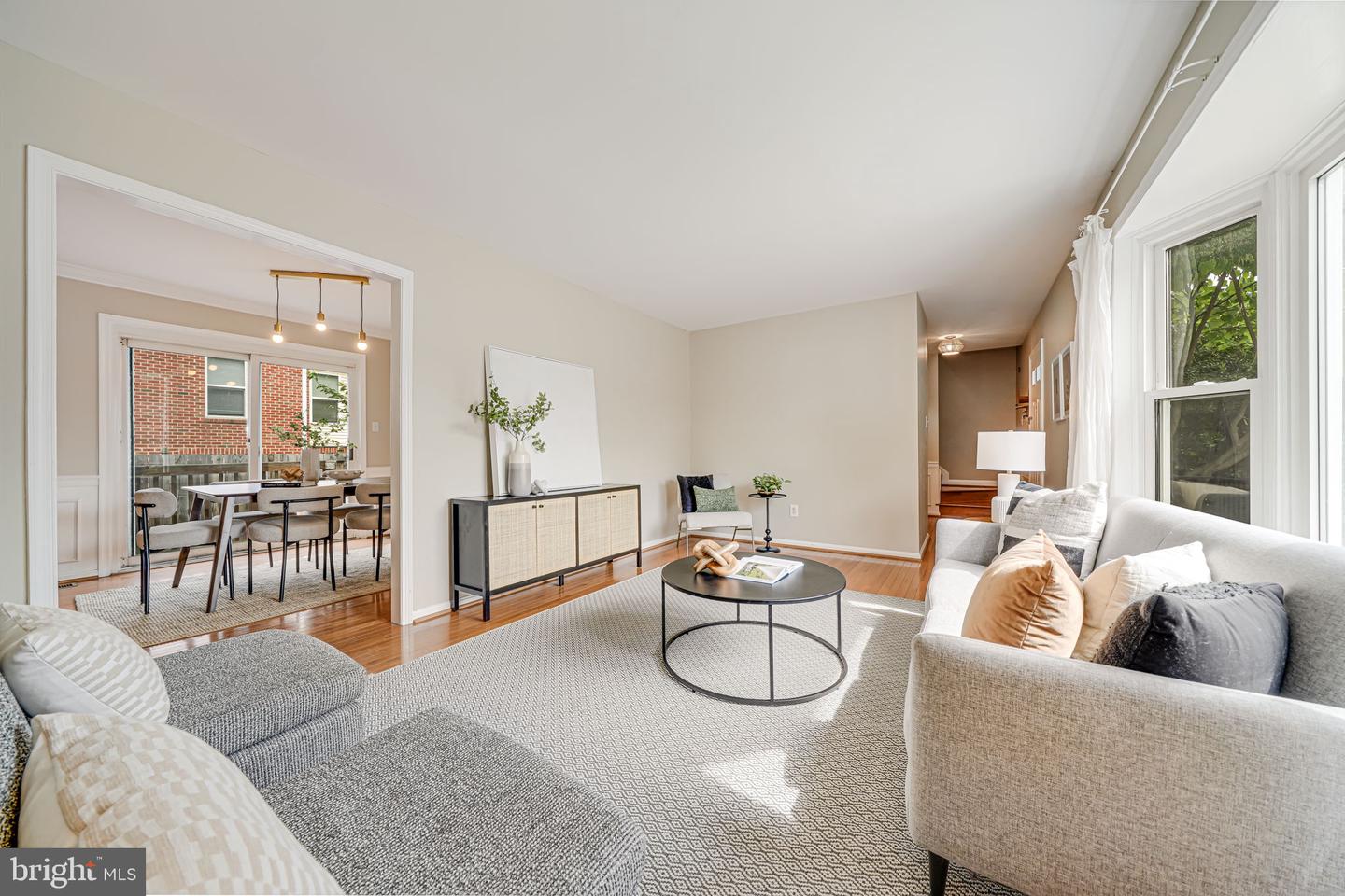 2702 KENWOOD AVE, ALEXANDRIA, Virginia 22302, 3 Bedrooms Bedrooms, ,2 BathroomsBathrooms,Residential,For sale,2702 KENWOOD AVE,VAAX2045848 MLS # VAAX2045848