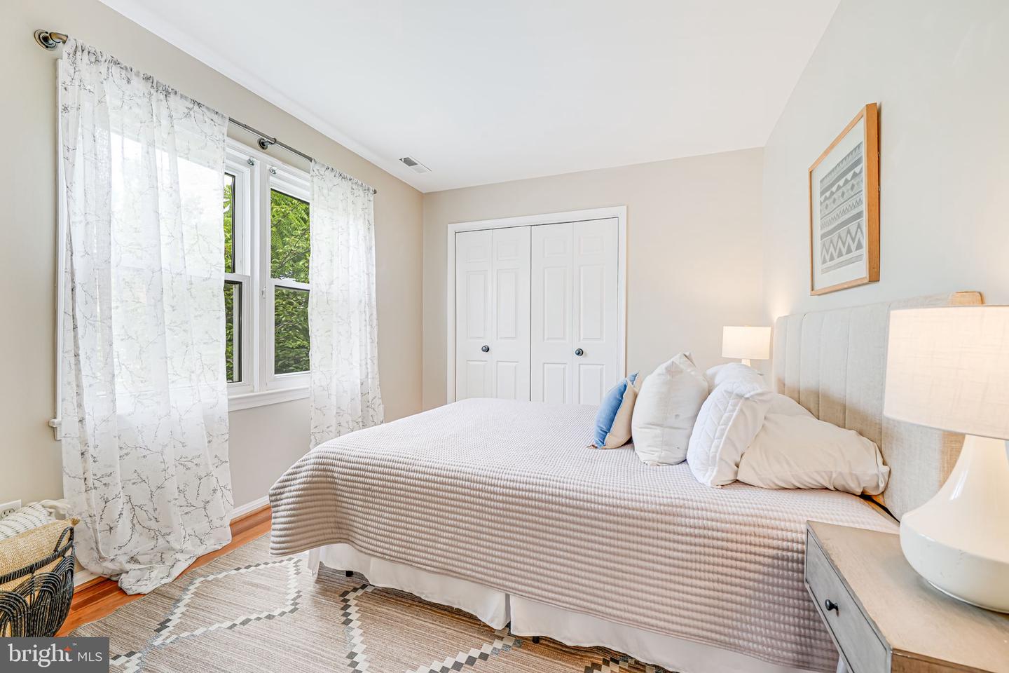 2702 KENWOOD AVE, ALEXANDRIA, Virginia 22302, 3 Bedrooms Bedrooms, ,2 BathroomsBathrooms,Residential,For sale,2702 KENWOOD AVE,VAAX2045848 MLS # VAAX2045848