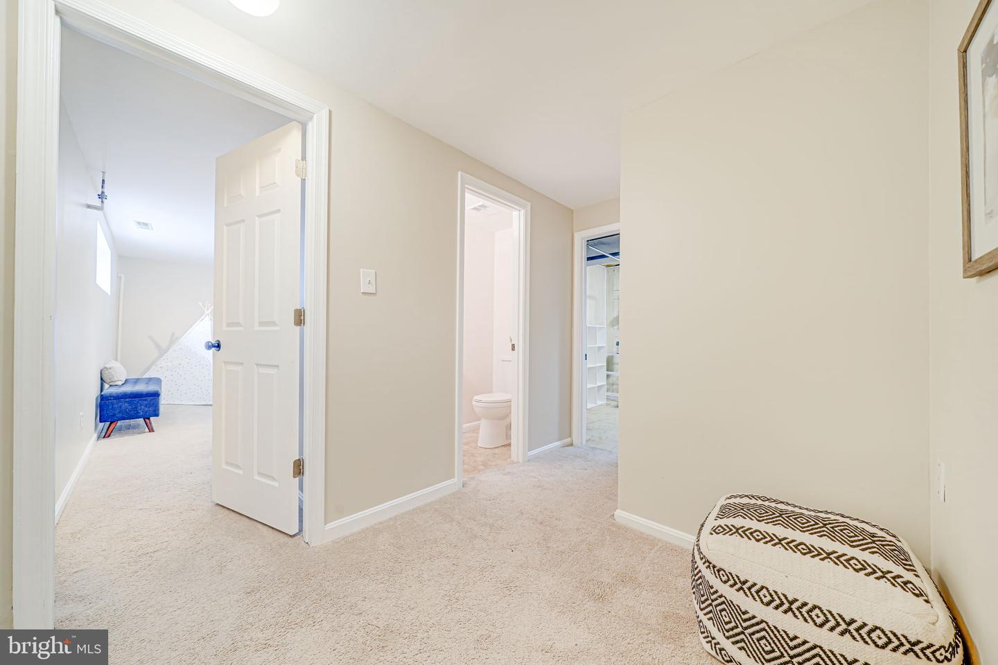 2702 KENWOOD AVE, ALEXANDRIA, Virginia 22302, 3 Bedrooms Bedrooms, ,2 BathroomsBathrooms,Residential,For sale,2702 KENWOOD AVE,VAAX2045848 MLS # VAAX2045848